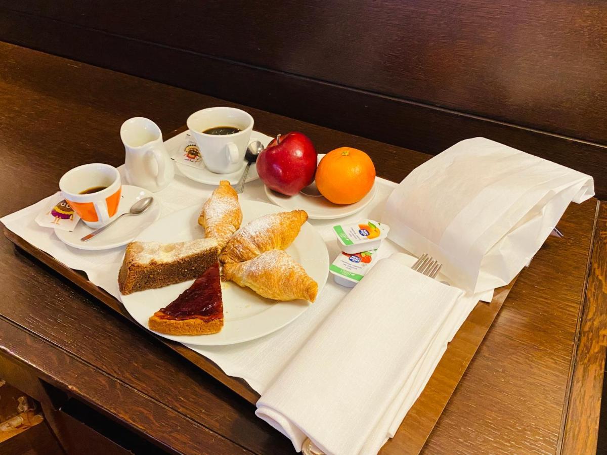 Country Hotel Castelbarco 베프리오 다다 외부 사진