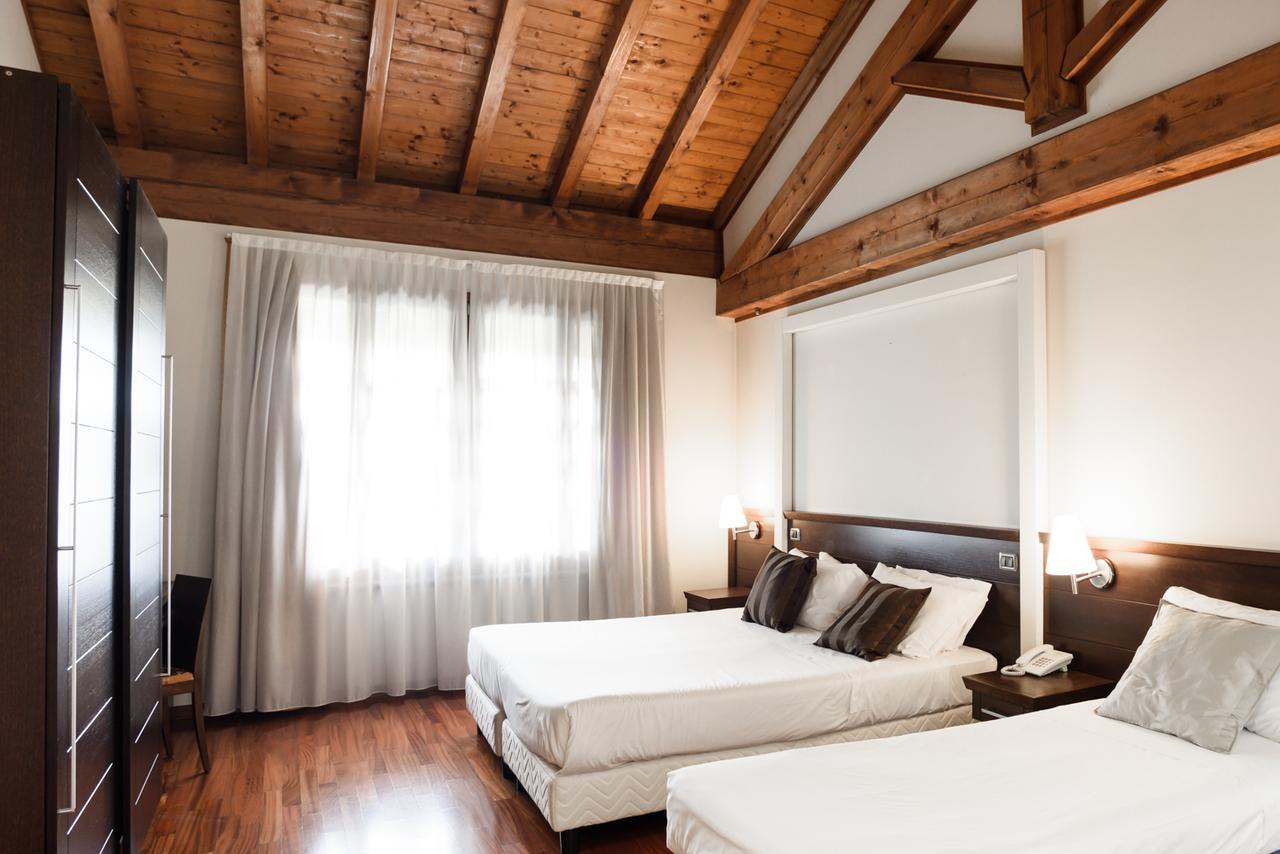 Country Hotel Castelbarco 베프리오 다다 외부 사진